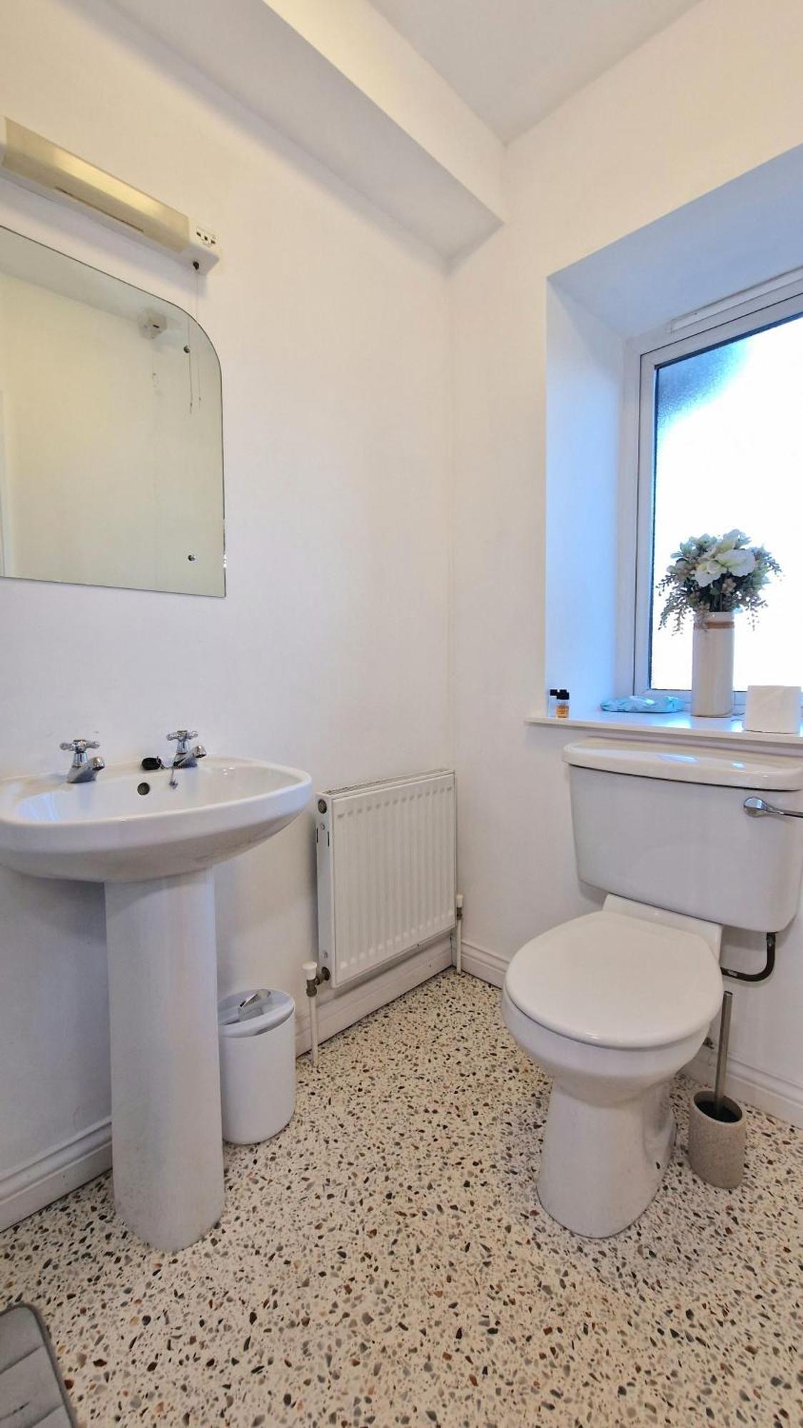 Cosy 3 Bedroom All Ensuites Голуэй Экстерьер фото